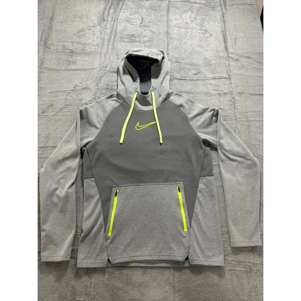 Nike M Gray‎ Therma-FIT Pullover Hoodie Womens Crewneck Swoosh Logo Athleisure